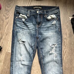 Express Mid Rise Jeggings 2 short